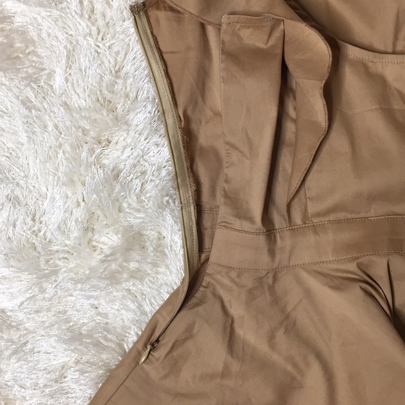 Pretty ruffle peplum top - Picture 4 of 7